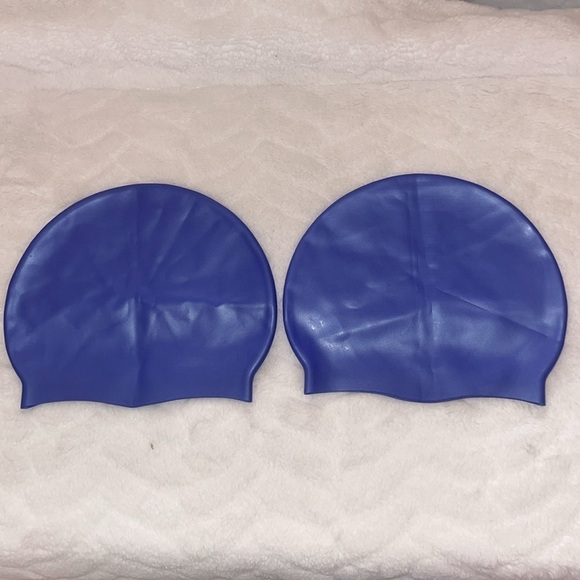 Speedo latex blue cap x 2 size small no damage Never warn just stored away  NWOT - Picture 3 of 4